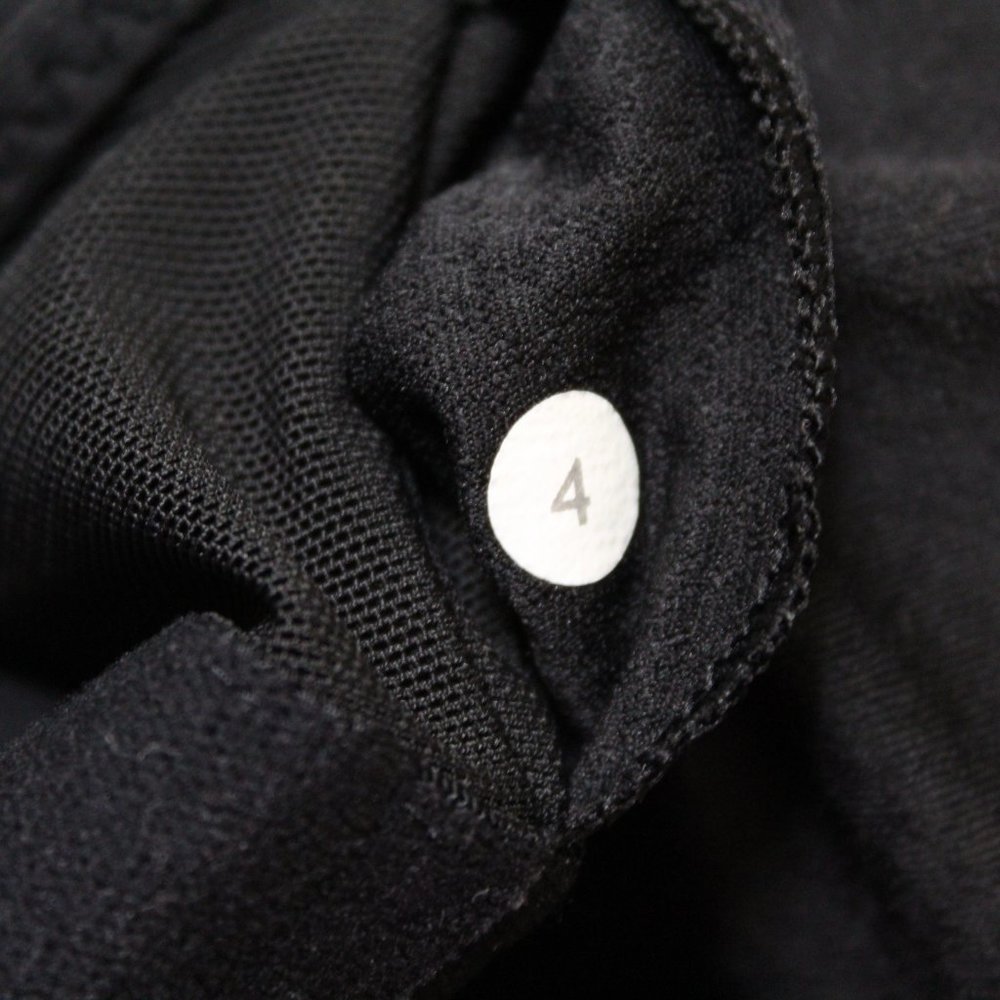 Lululemon 🍋 Racerback Tank - Picture 4 of 5